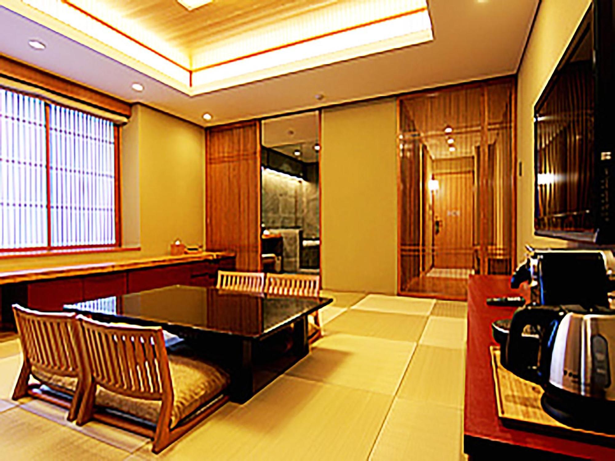 竹泉荘 Chikusenso Onsen Hotel Zao Quarto foto